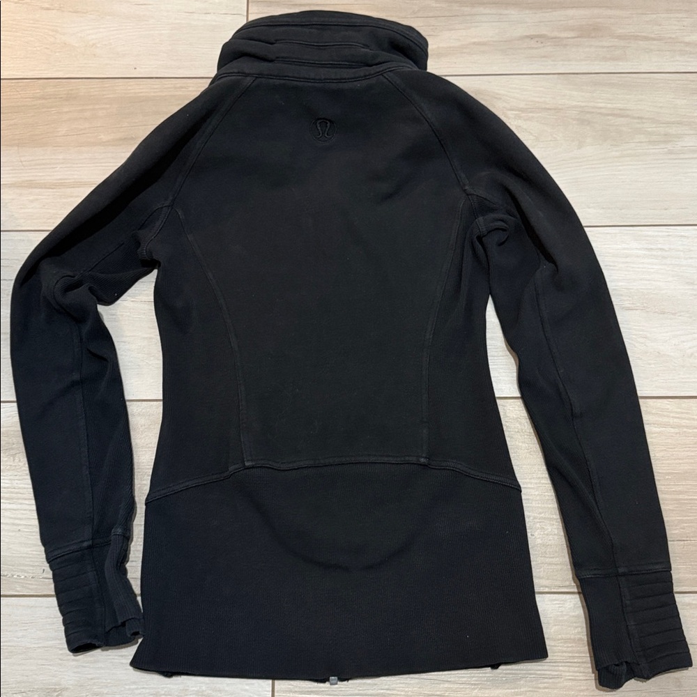 Lululemon Black Zip-Up High Collar Jacket size 4 - Picture 5 of 7